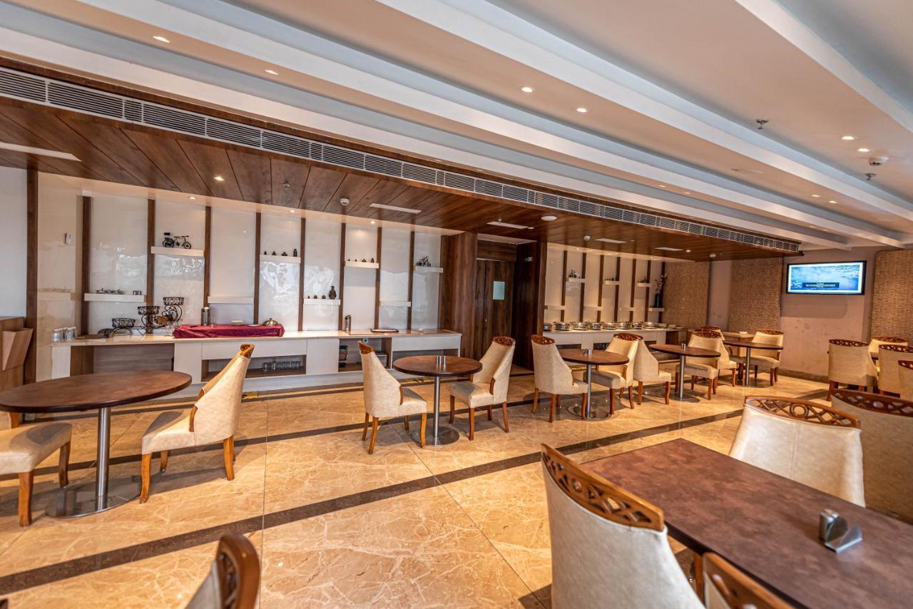 The Elite Lucknow Convention Hotel المظهر الخارجي الصورة